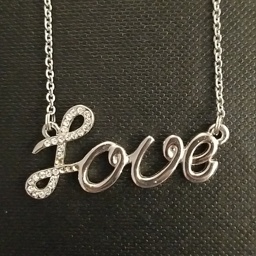 Lia Sophia ❤ necklace